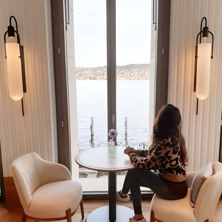 Modern Wall Sconce Lamp With Matte Arc Frame