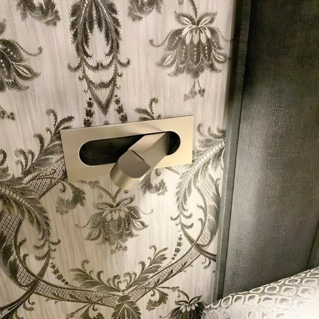 Wall Mounted Bedside Reading Light With Adjustable Head